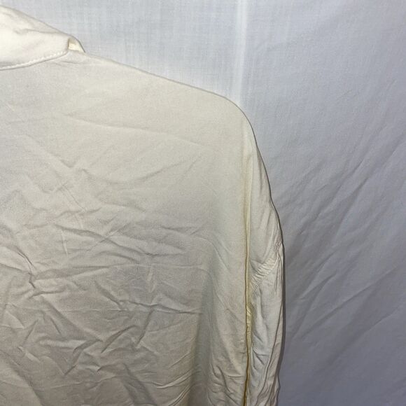 Peanuts Men’s Camp Shirt Size 2XL Ivory Embroideried Beach Cruise Island - Picture 10 of 12